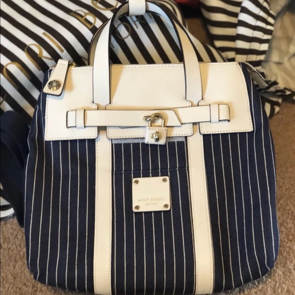 Henri Bendel Mini Jetsetter - Picture 5 of 8